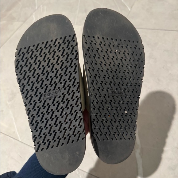Hermes Chypre Sandals - Picture 4 of 4
